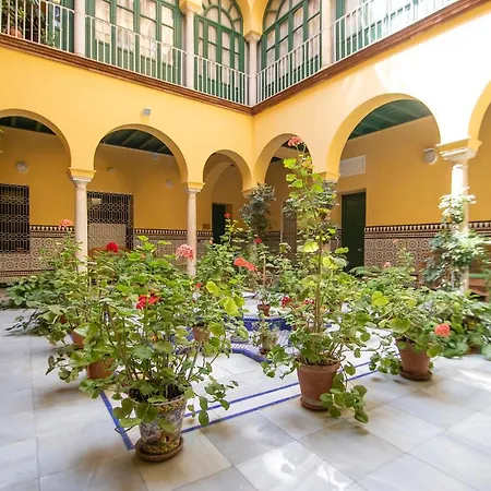 Apartment Apartamento Tranquilo Y Con Encanto En Palacio Sevillano, Junto Catedral A Acond Y Wifi *